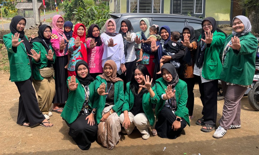 Bersama KKL-PPM Universitas Malahayati Melaksanakan Penyuluhan BKB Emas dan Program Integritas Vaksinasi polio dengan posyandu : pencegahan penyebaran dan membangun Komunitas Kesehatan di Pekon Sido